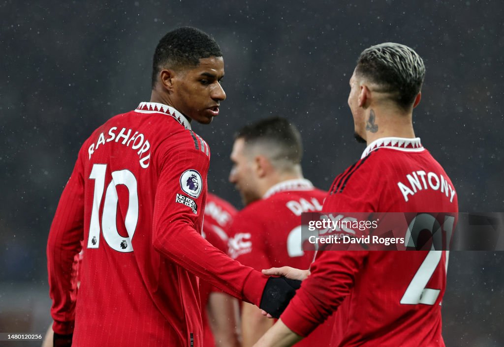 Manchester United v Brentford FC - Premier League