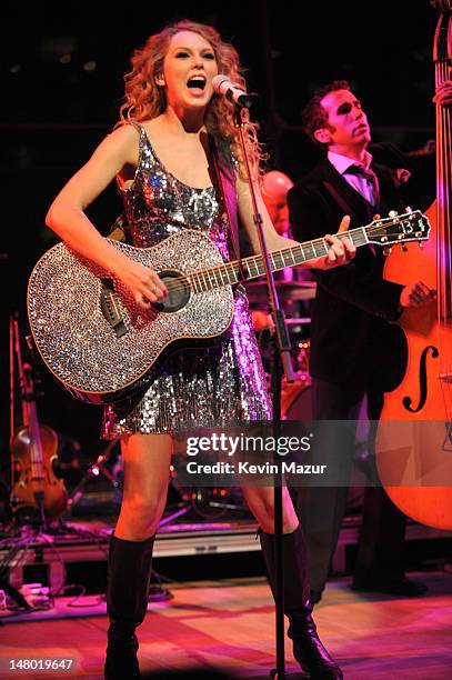 Taylor Swift performs at Time's 100 most influential people in the world gala at Frederick P. Rose Hall, Jazz at Lincoln Center on May 4, 2010 in New...