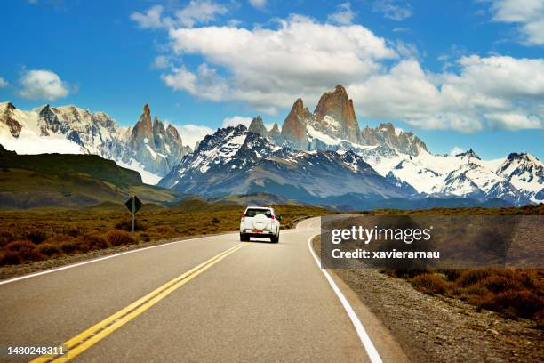 road trip in patagonia with fitz roy peak at los glaciares national park in the background - argentina landscape stock pictures, royalty-free photos & images