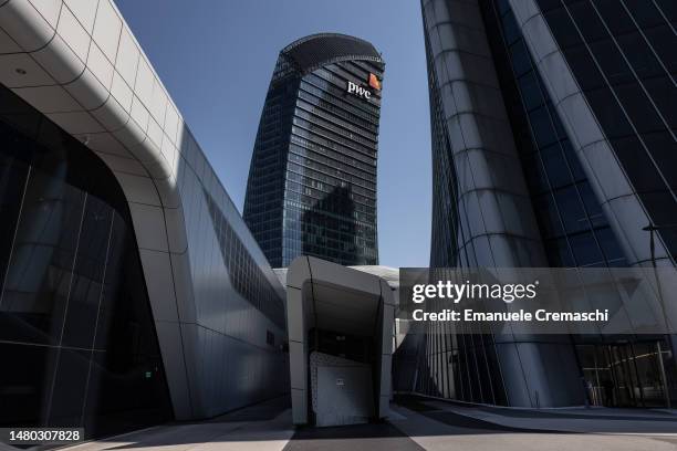 Pwc Triangle Pricewaterhousecoopers Photos and Premium High Res Pictures - Getty Images