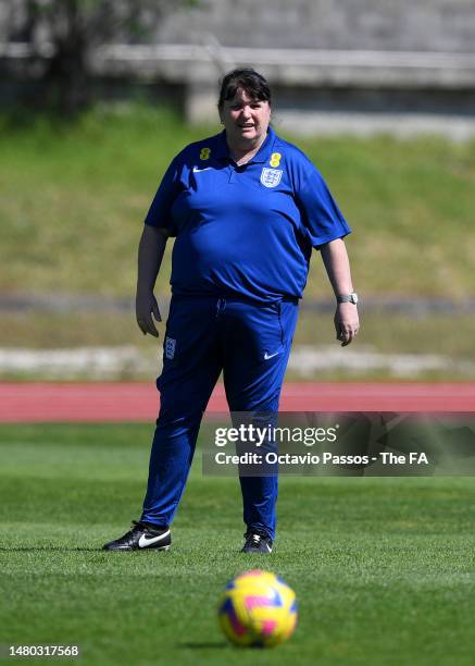 Mo Marley, Head Coach of England looks on during the warm up prior to the International Friendly match between Portugal U23s and England U23s at...