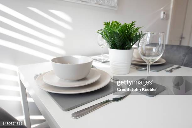 property interiors - light beam on white stock pictures, royalty-free photos & images