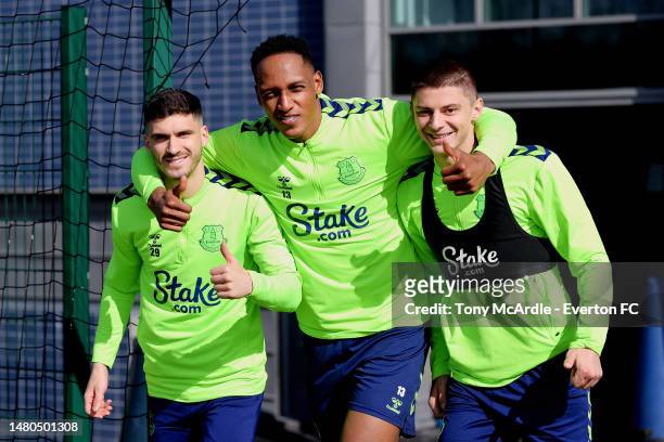 Ruben Vinagre Yerry Mina and Vitalii Mykolenko during the Everton Training Session at Finch Farm on April 06, 2023 in Halewood, England.