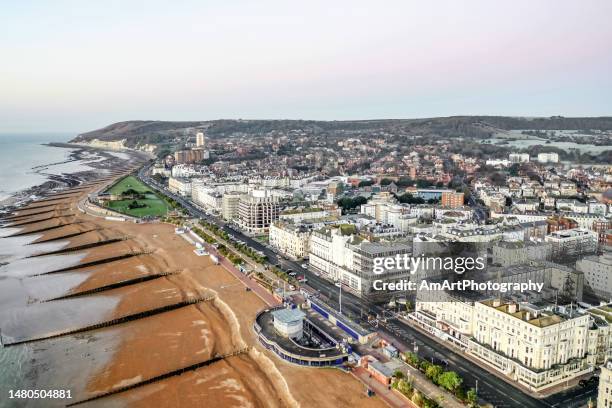 eastbourne east sussex england europe - eastbourne stockfoto's en -beelden
