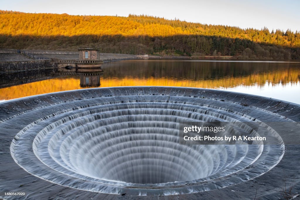 Ladybower reservoir plughole in full flow, Derbyshire, England