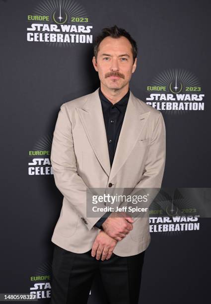 Jude Law attends the studio panel at Star Wars Celebration 2023 in London at ExCel on April 07, 2023 in London, England.