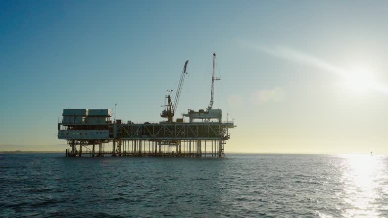 Cargo Rigs Offshore Oil Rig Cloudless Videos and HD Footage - Getty Images