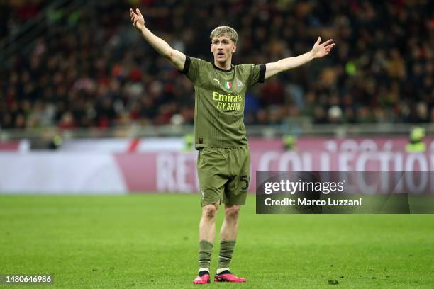 Alexis Saelemaekers of AC Milan reacts during the Serie A match between AC Milan and Empoli FC at Stadio Giuseppe Meazza on April 07, 2023 in Milan,...