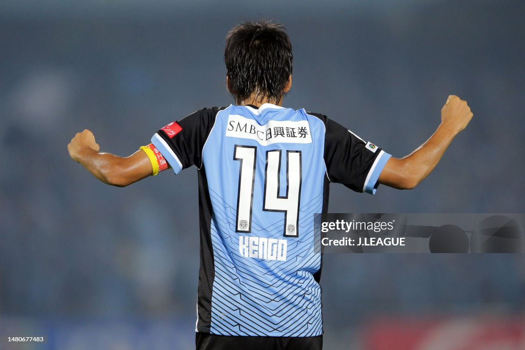 Kawasaki Frontale v Urawa Red Diamonds - J.League J1