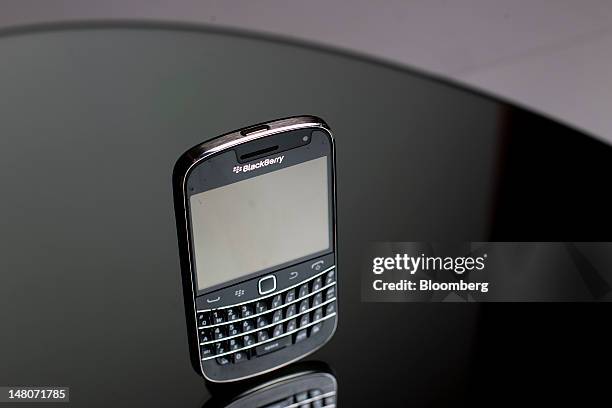 First Rim Blackberry 1,053 A Research In Motion Blackberry Stock Photos, High-Res Pictures ...