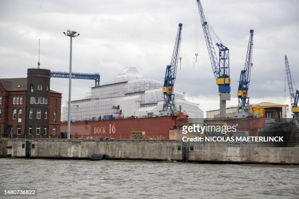 Illustration picture shows a 'Barkassenfahrt' in the port of Hamburg during the first day of a diplomatic mission of the Flemish government and the...