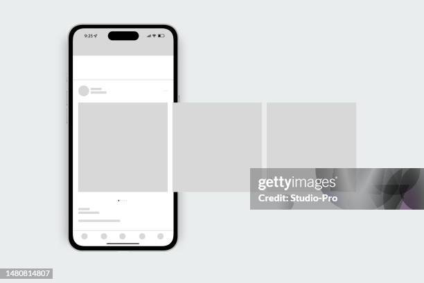 illustrazioni stock, clip art, cartoni animati e icone di tendenza di mockup dei post sui social network. smartphone con l'interfaccia utente del carosello della rete di social media più diffusa - giostra