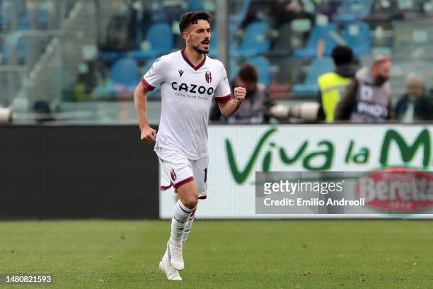 Nicola Sansone of Bologna FC celebrates after scoring the team's first goal during the Serie A match between Atalanta BC and Bologna FC at Gewiss...