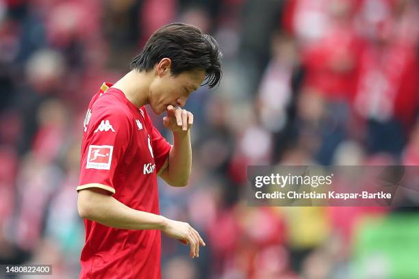 Lee Jae-Song of 1.FSV Mainz 05 looks dejected after the Bundesliga match between 1. FSV Mainz 05 and SV Werder Bremen at MEWA Arena on April 08, 2023...