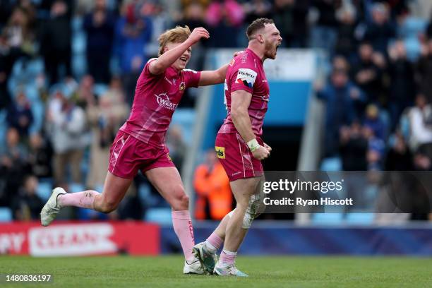 Sam Simmonds of Exeter Chiefs celebrates scoring the team's fourth try with teammate Will Becconsall during the Heineken Champions Cup Quarter Finals...