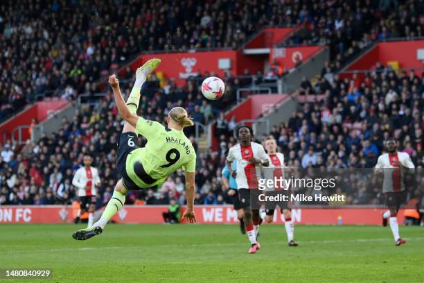 Erling Haaland of Manchester City scores the team's third goal during the Premier League match between Southampton FC and Manchester City at Friends...