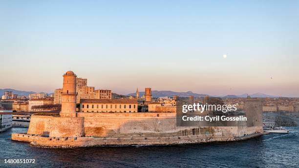 marseille, provence-alpes-cote d'azur, france. - vieux port stock pictures, royalty-free photos & images