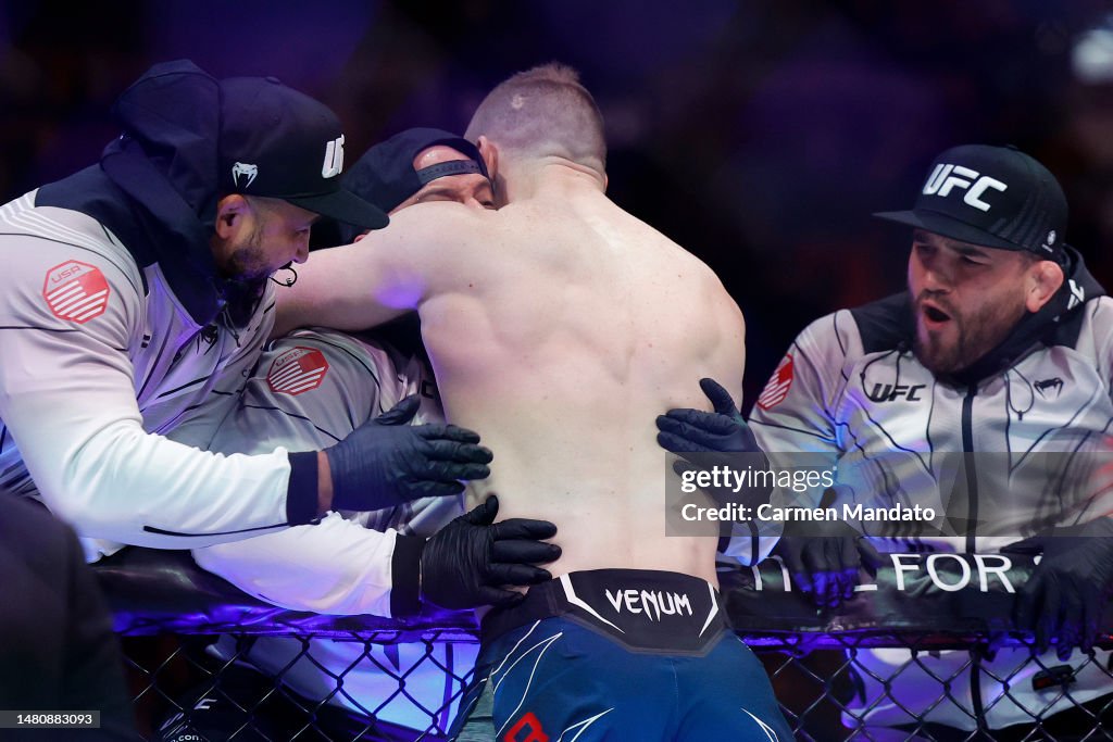 Joe Pyfer celebrates with his team after knocking out Gerald... News ...