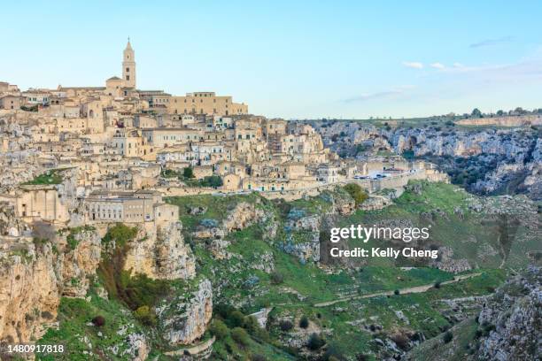 sassi di matera, italy - matera stockfoto's en -beelden