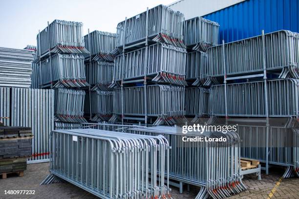 metal recycling fences and barriers - construction barrier stock pictures, royalty-free photos & images