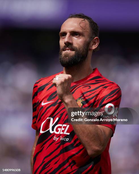 Vedat Muriqi of RCD Mallorca celebrates scoring their third goal during the LaLiga Santander match between Real Valladolid CF and RCD Mallorca at...