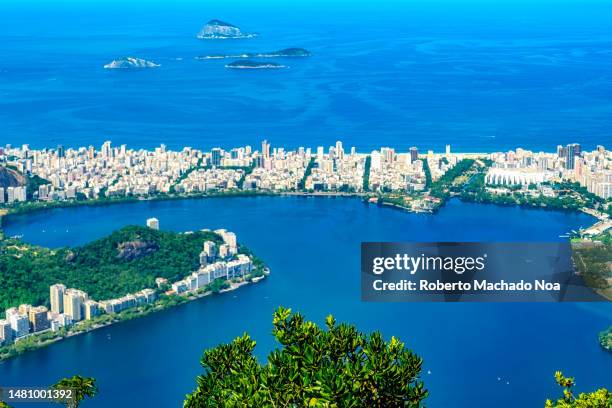 rio de janeiro landscape - corcovado hill stock pictures, royalty-free photos & images