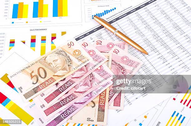 relatórios financeiros