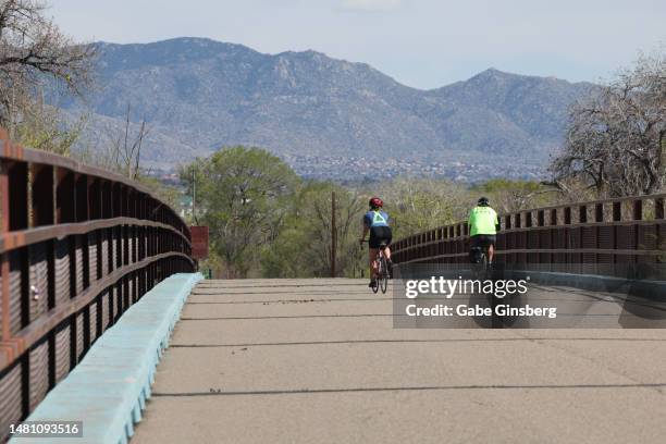 Albuquerque Bridge 72 Albuquerque Bridge Stock Photos, High-Res Pictures, and Images ...