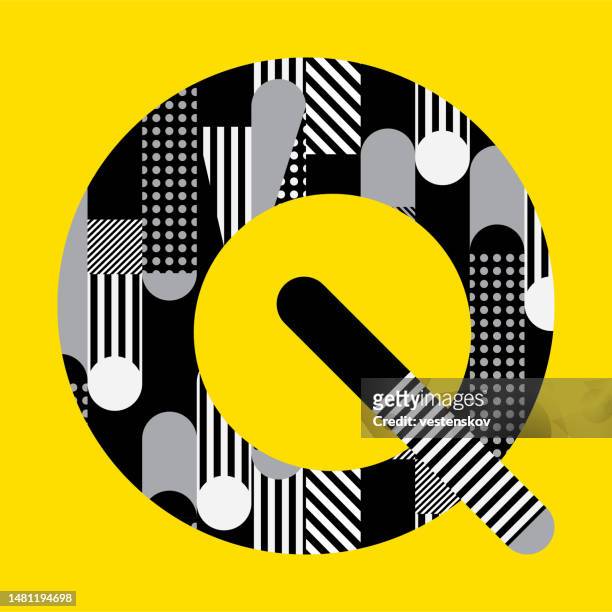 geometrisches muster, modische stilvolle schwarz-weiße farbe, gelber hintergrund, alphabete, typografie - q and a stock-grafiken, -clipart, -cartoons und -symbole