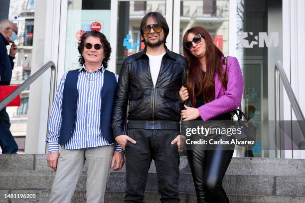 Flamenco dancer Joaquin Cortes accompanied by his uncle Cristóbal Reyes and his girlfriend Monica Moreno thanks medical workers and the media for...