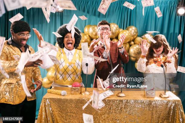 retro television gameshow broadcast - on air microphone stock pictures, royalty-free photos & images