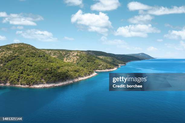 vista aérea na ilha de hvar - hvar - fotografias e filmes do acervo