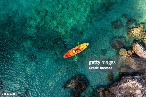 caiaque na croácia - hvar - fotografias e filmes do acervo