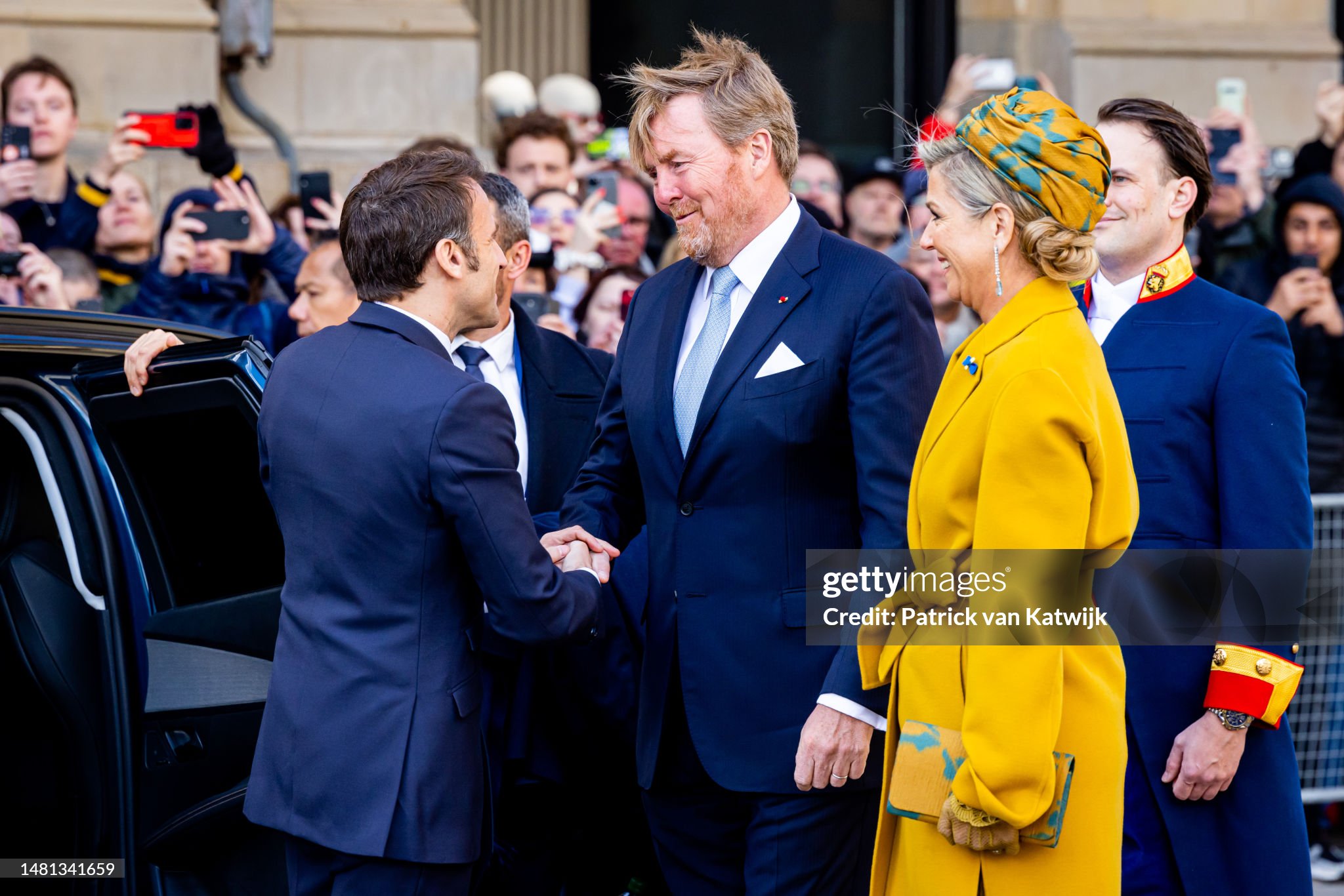 king-willem-alexander-of-the-netherlands-and-queen-maxima-of-the-netherlands-welcome-french.jpg