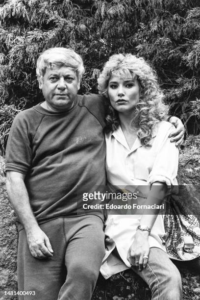 The Italian actor Paolo Villaggio with swedish actress and model Janet Agren during the filming of the comic film 'I Sogni Proibiti' by Paolo...
