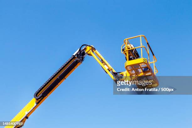 boom and basket of auto hydraulic receiver for construction,romania - cherry picker stock pictures, royalty-free photos & images
