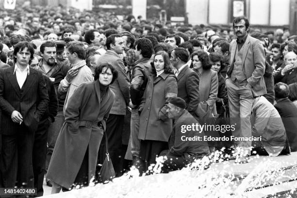Yugoslav people mourning the death of President J B Tito, Belgrade, May 05, 1980