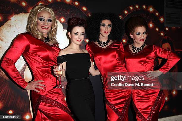 Polly Rabe 266 Polly Rae Photos & High Res Pictures - Getty Images