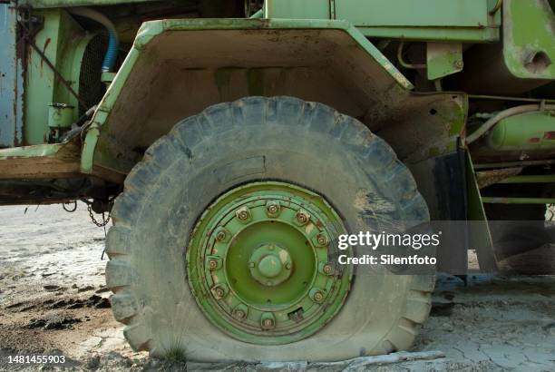 mud flat - mud truck stock pictures, royalty-free photos & images