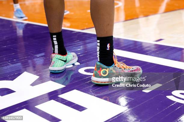 Phoenix Suns Shoes Photos and Premium High Res Pictures - Getty Images