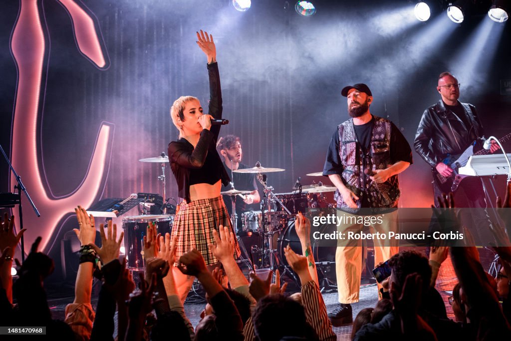 Coma Cose perform In Rome
