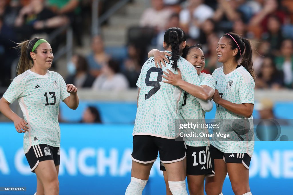 Mexico v Houston Dash