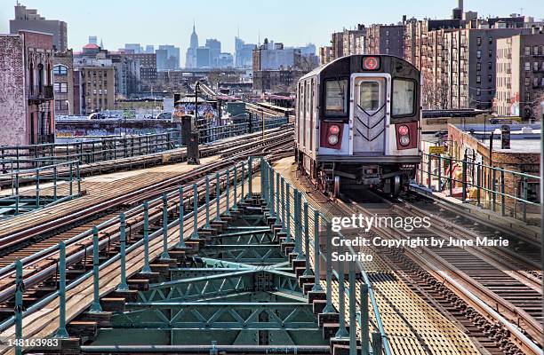 downtown subway - the bronx stockfoto's en -beelden