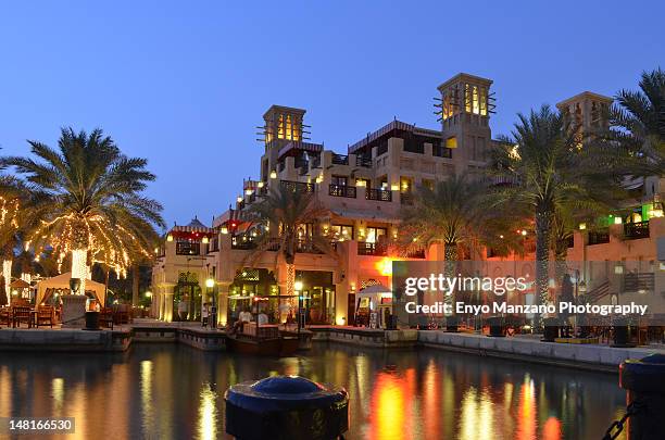 souk madinat jumeirah - madinat jumeirah hotel stock pictures, royalty-free photos & images