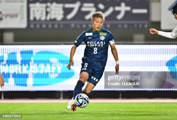 Yoichiro KAKITANI of Tokushima Vortis in action during the J.LEAGUE Meiji Yasuda J2 9th Sec. Match between Tokushima Vortis and Mito Hollyhock at...