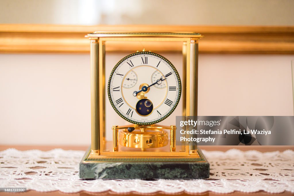 Table Clock