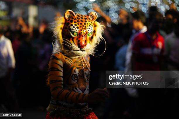 pulikali recreational folk art onam tiger dance - pulikali stock pictures, royalty-free photos & images