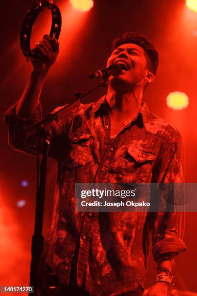 Mandagi 58 The Temper Trap Somerset House Series Photos & High Res Pictures ...