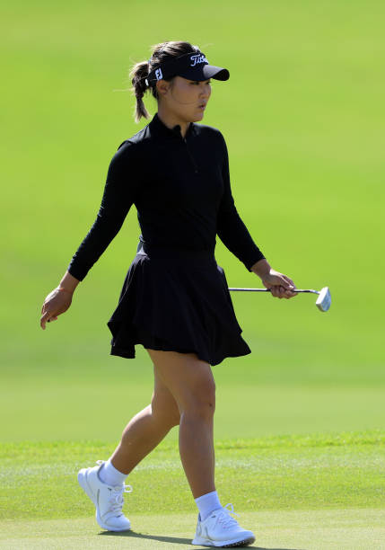 https://media.gettyimages.com/id/1481752542/photo/karen-chung-of-the-united-states-walks-onto-the-green-on-the-13th-hole-during-the-first-round.jpg?s=612x612&w=0&k=20&c=yVAuEOXE85hIlkvusasxTRdh2DiqjHb7_nFFc2jKpN8=