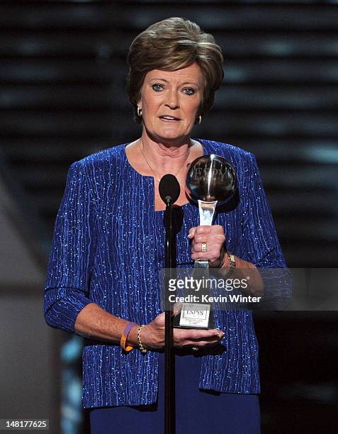 Tennessee Lady Vols head coach Pat Summitt accepts the Arthur Ashe Courage Award onstage during the 2012 ESPY Awards at Nokia Theatre L.A. Live on...